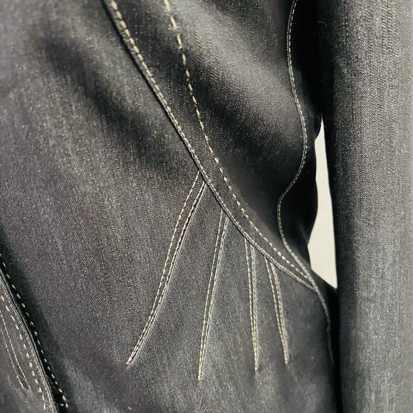 Adrienne Vittadini Studio Women’s Jacket Black Denim Stitched Gold Accent Size 4 - Picture 2 of 8